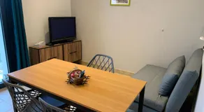 Appartement moderne avec piscine - Image 2