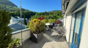 Grosse Terrasse mit Privatsphäre & Aussendusche - Image 5