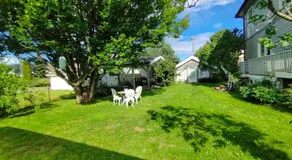 Guest House in the Garden - Image 3