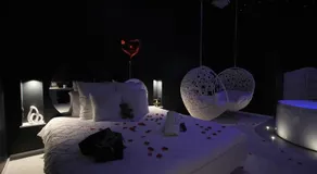 Love room Air - Image 2