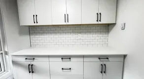 Spacious Langford 3 Bedroom House for 7 Guests - Image 5