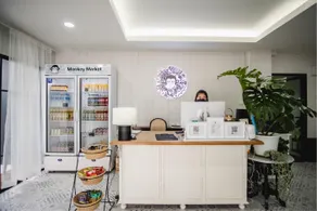 Blu Monkey Boutique Bangsaen - Image 4
