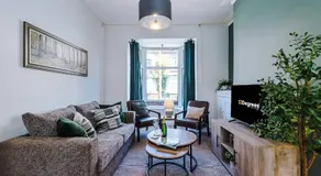 Stylish 2-Bed House by 53 Degrees Property, Perfect for Business Stays! - Image 2