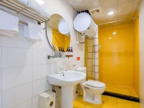 Yan Gui Tang Self-service Apartment - Image 5