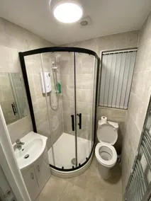 Luxury Cosy Studio Apartments LE1 - Image 1