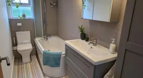 Chy Lowen Private rooms with kitchen, dining room and garden access close to Eden Project & beaches - Image 2