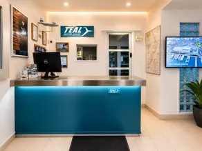 Teal Motor Lodge - Image 3