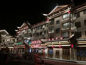 Listen Heart Hotel - Image 4