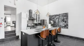 Luxurious Downtown Penthouse Great Views - Image 4