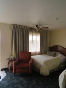 Laguna Lodge - Image 2