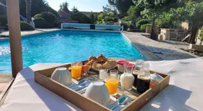 15min de la Cité de Carcassonne dans petit village, chambre au calme, petit-déjeuner et jacuzzi en supplément - Image 3