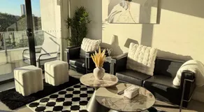 Stylish Escape near DFO and Sydney Olympic Park - Image 2