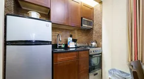 3BR Apartment in Big Apple - Image 4