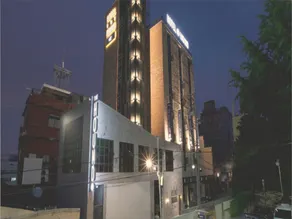 The Hound Hotel - Image 5