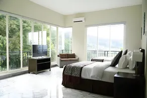 Arainn Bed & Breakfast Tretes Prigen by ecommerceloka - Image 2