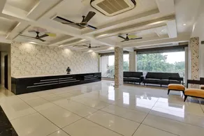 Hotel O Barsana - Image 2