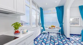 Aurora Luxury Suites Seaview - Image 2