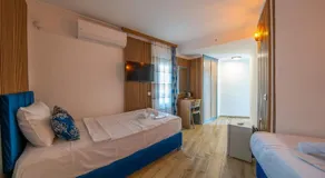 Halikarya Hotel & Restaurant Beach - Image 2