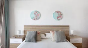 Appartement 'Première Ligne Vue Panoramique' avec vue sur la mer, Wi-Fi et climatisation - Image 3
