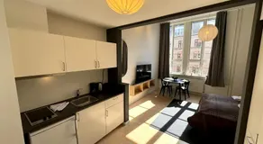 Perfect Couples Retreat in Urban Area - Image 2