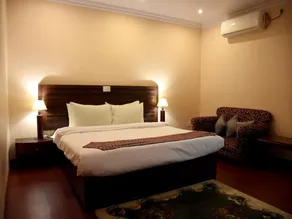 Sneha Clarks Inn Suites - Image 5