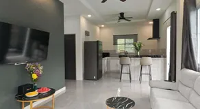 jessi house pool - Image 3