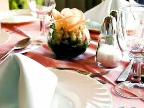 Americana Hotel - Image 2