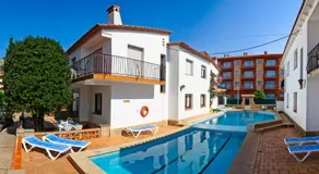 RVApartaments Villas Piscis - Image 3