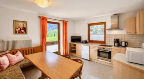 BARBARA'S Mountain Maisonette - 2 Floors & Mountain View - Image 3