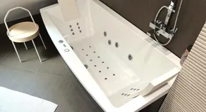 Unique Luxurious Jacuzzi PENTHOUSE DUPLEX in City Center! 2 BATHS! FREE PARKING! - Image 3