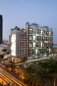 Civic Horizon Hotel & Residence - Image 2