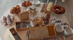 Elite Boutique Hotel - Image 5