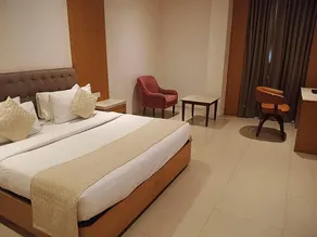 Hotel Golden Orchid - Image 5