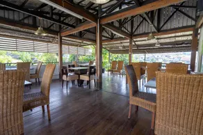 Dago's Hill Hotel - Image 4