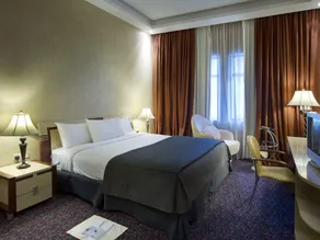 Excelsior Luxury Apartments - Image 2