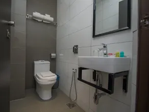 Insta Hotel - Image 4