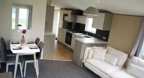 Cosy cabin for 6 in Great Billing - Image 2