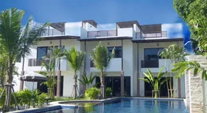 Oasis Garden & Pool Villa at VIP Resort - Image 3