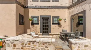 Castle Near Gathering Place Hot Tub, 3 Stories - Image 4