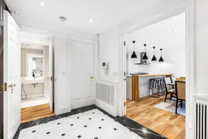 4-Bed House | Next To Harrods | Private Parking - Image 4
