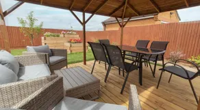 Cedar Drive, Holbeach - 1 to 4 - Self Catering - Image 5