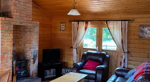 Red Squirrel Lodge - Image 2