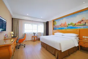 Vienna Hotel Suzhou Yangcheng Lake Fashion Stage - Image 3