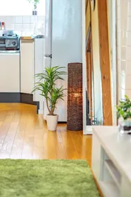 Entire renovated house  Free Internet  3 Parking - Image 3