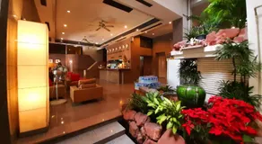Grand Hotel - Image 5