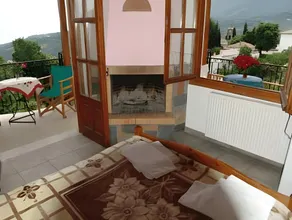 Guesthouse Rousis - Image 2