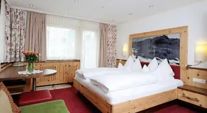 Double room, shower, toilet - Image 2