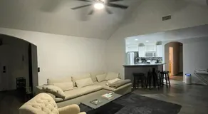 Spacious 3BR Home Fast Wifi 7 min From Downtown - Image 4