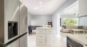 4 BR home with private pool - Image 5
