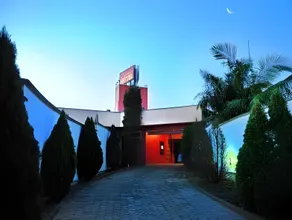 Xenon Motel (Adult Only) - Image 3